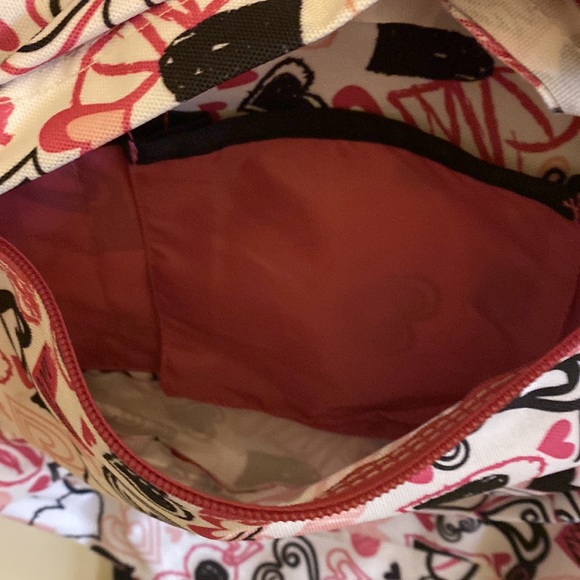 Jansport Black Pink Hearts Pattern on White Backpack with Adjustable Straps - Picture 2 of 8